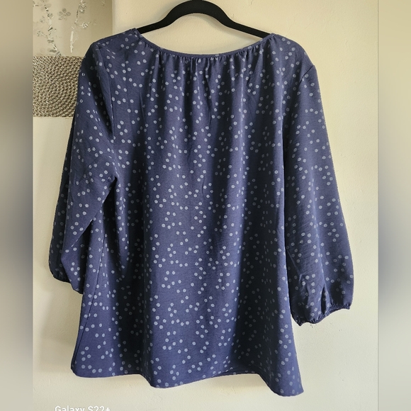 Olivia & Martin Blue Polka Dot Women's Top SKU F05 - Picture 2 of 6